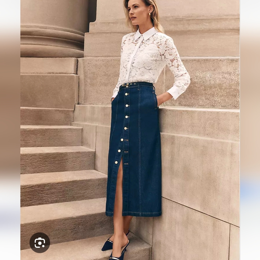 Ann Taylor Denim Boot Skirt in Classic Rinse
